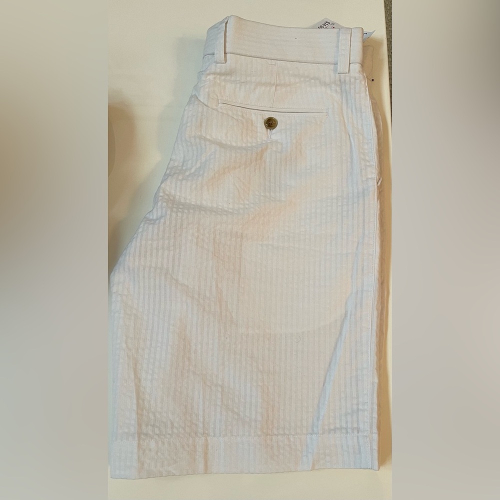 NWT - White Seersucker Shorts Size 32